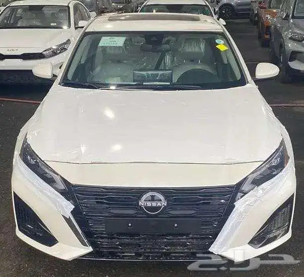 تتوفر فئات نيسان التيما اصفار لمبيعات النقد والبنوك باقل ربح 6