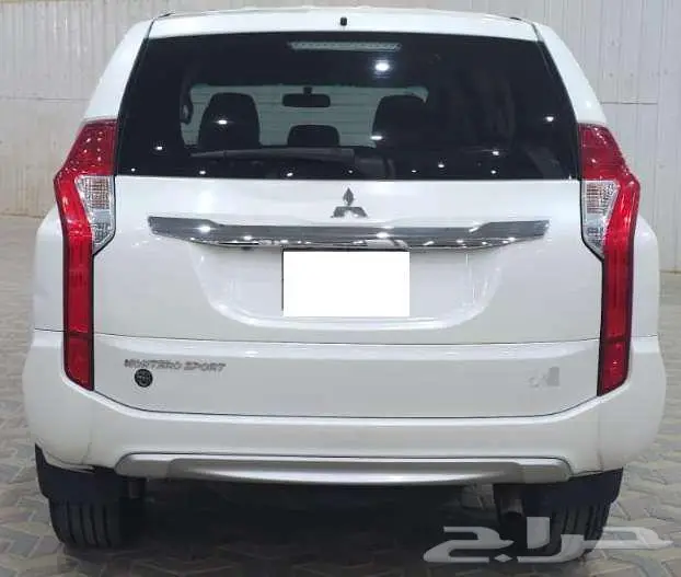 ميتسوبيشي مونتيرو 2018 بنزين دبل 7