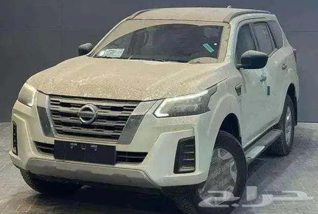 تتوفر فئات نيسان اكستيرا 2024 اصفار لمبيعات النقد والبنوك 3