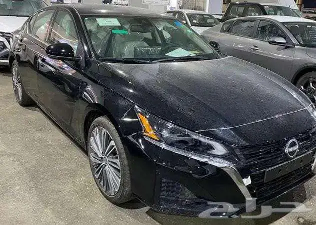 تتوفر فئات نيسان التيما اصفار لمبيعات النقد والبنوك باقل ربح 5