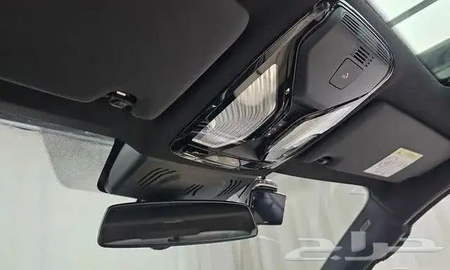 BMW 320I M Kit 2024 استيراد كوريا - معرض العصيمي 12