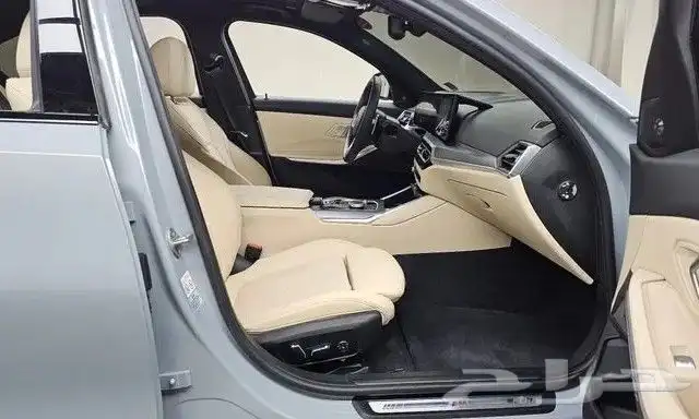 BMW 320I M Kit 2024 استيراد كوريا - معرض العصيمي 6