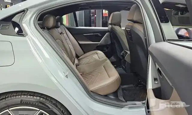 BMW 520i M sport 2025 وارد كوريا 11