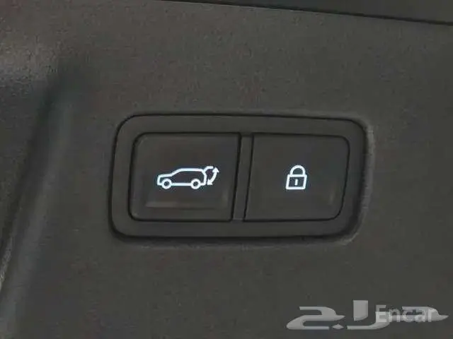 هيونداى سنتافى 5 مقاعد موديل 2024 19