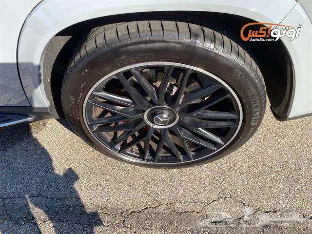 2025 مرسيدس GLS 63 AMG 7