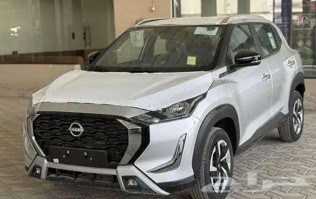 تتوفر فئات نيسان ماجنايت 2025 اصفار لمبيعات النقد والبنوك 2