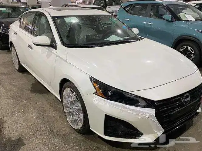 تتوفر فئات نيسان التيما اصفار لمبيعات النقد والبنوك باقل ربح 4