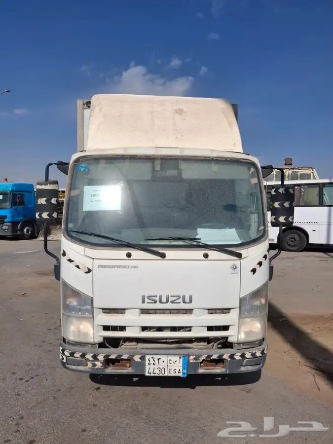 ايسوزو دينه ثلاثة طن موديل  2009 0