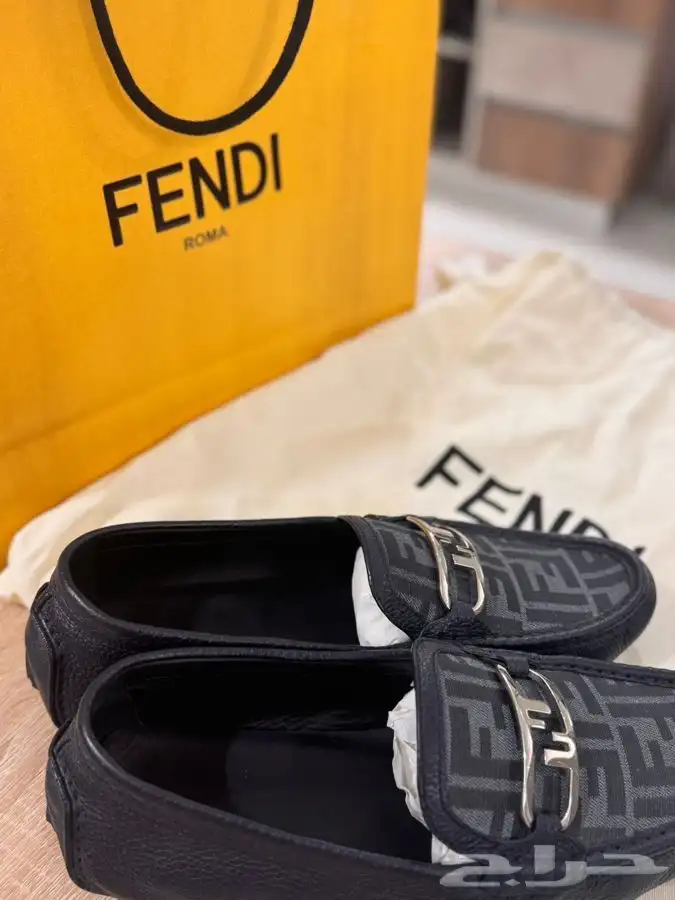 جزمة فندي رسمية Fendi 0