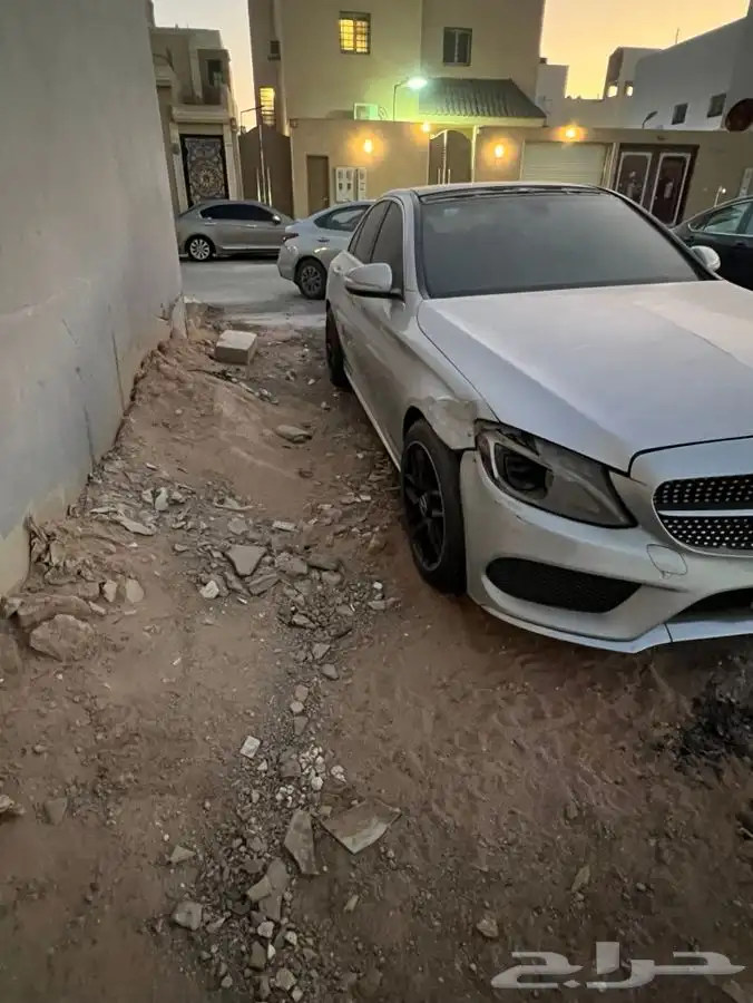 مرسيدس 2015 مصدوم ومفتاح ضايع c 2