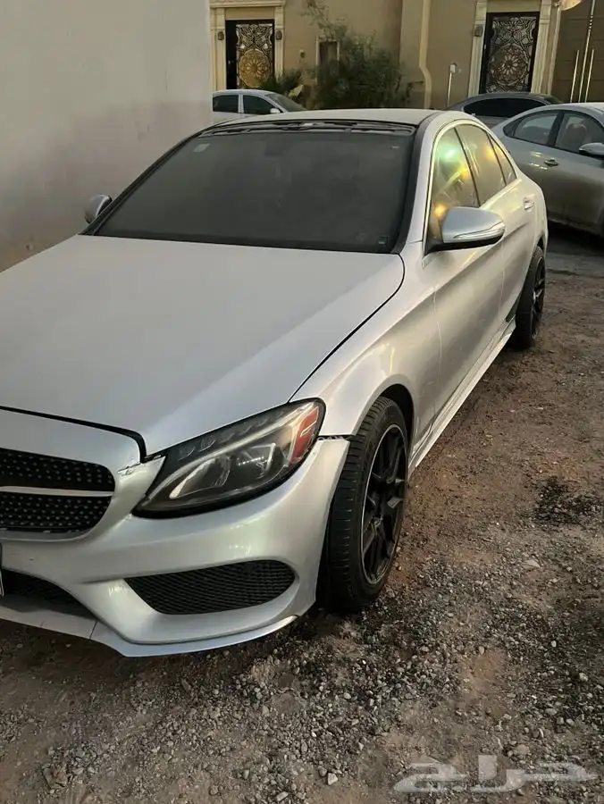 مرسيدس 2015 مصدوم ومفتاح ضايع c 1