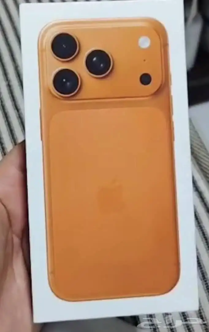 جوال ايفون 17 برو لون برتقالي ذاكرة 256 جديد بكرتونه 0