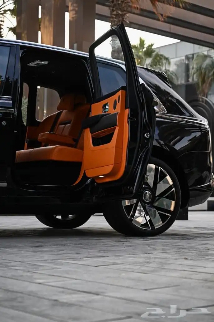 Rolls-Royce Cullinan 2025 3