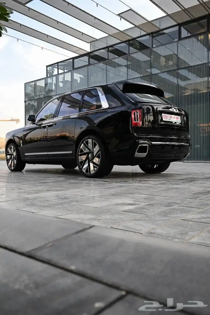 Rolls-Royce Cullinan 2025 4