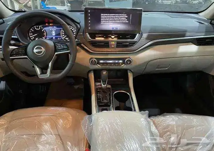 تتوفر فئات نيسان التيما اصفار لمبيعات النقد والبنوك باقل ربح 19