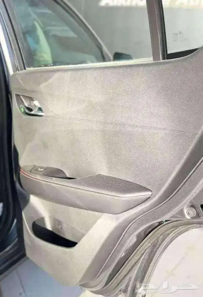 تتوفر فئات شيفورليه جروف 2025 اصفار لمبيعات البنوك باقل ربح 6