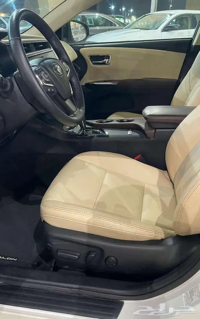 تويوتا افالون 2015 مخزن شبه الاصفار عداد 24 الف 8