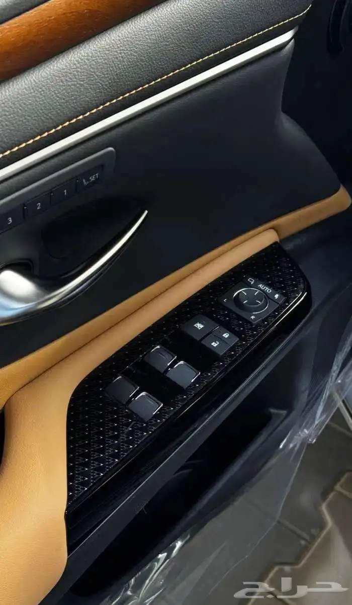 الفخامة وصلت   لكزس ES 350 موديل 2025 معرض الفرسان 3