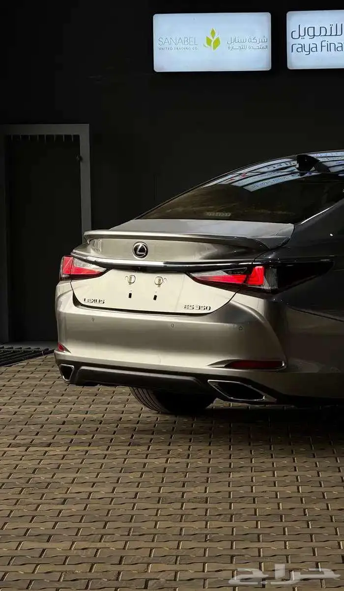 الفخامة وصلت   لكزس ES 350 موديل 2025 معرض الفرسان 6