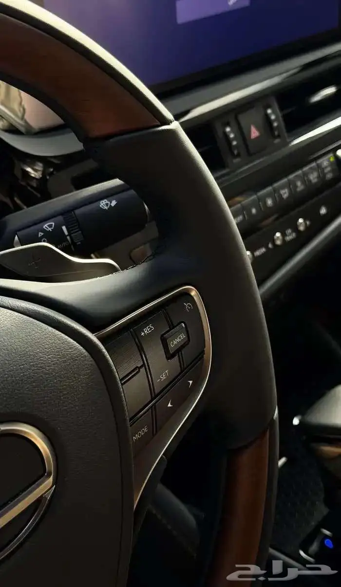 الفخامة وصلت   لكزس ES 350 موديل 2025 معرض الفرسان 9