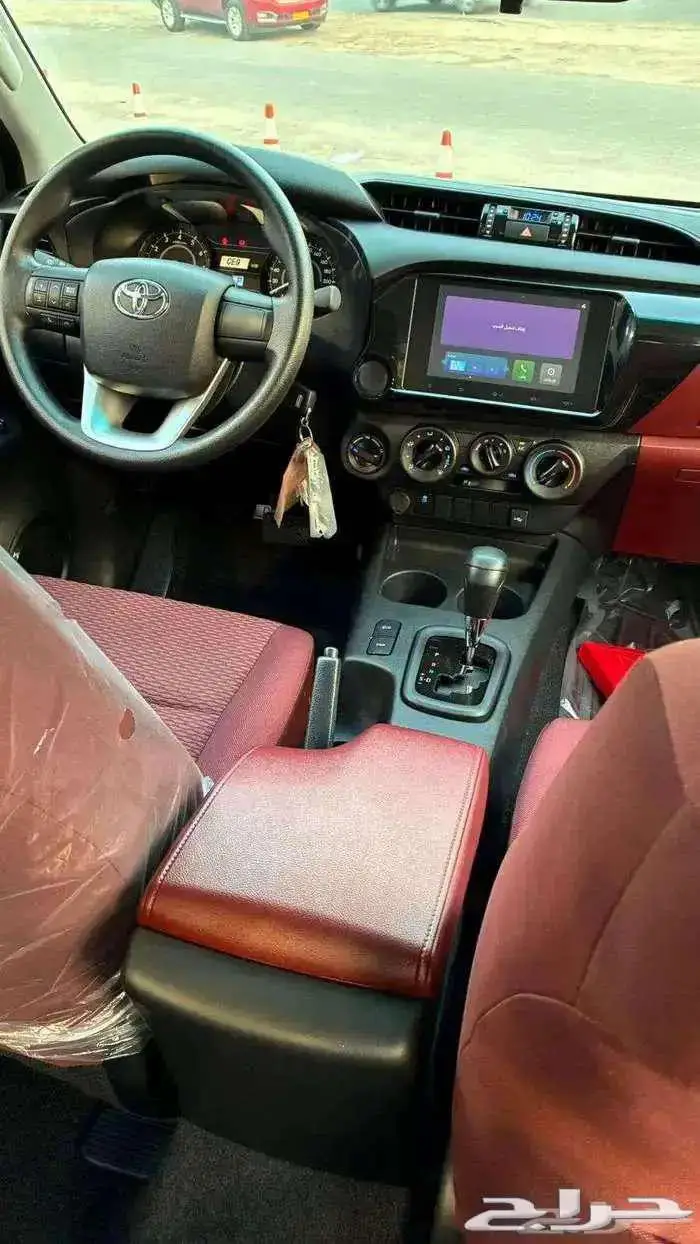 هايلوكس غمارتين 2025 بنزين دبل قير أتوماتيك البريمي 14