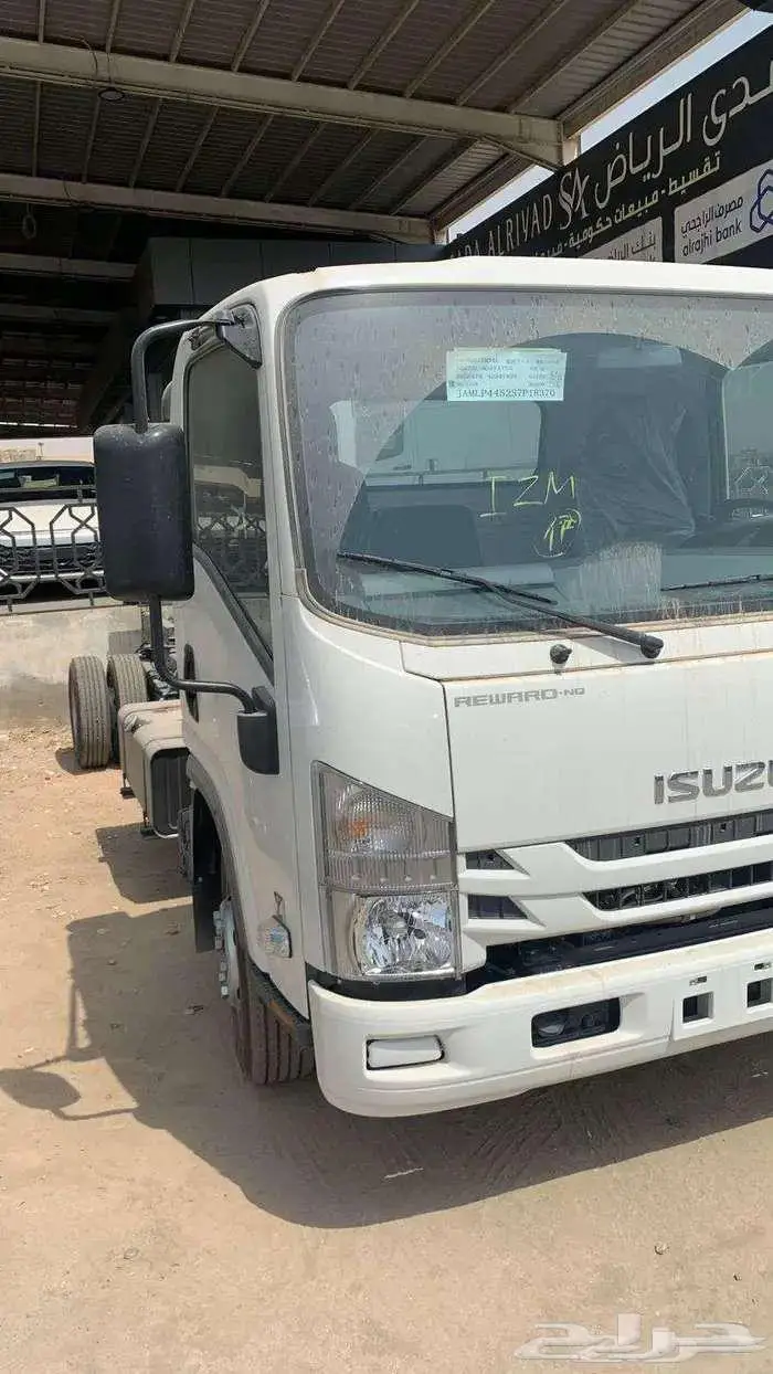 ايسوزو ديانا 2025 5 طن شاص طويل وقصير ماكينة كبيرة تربو 3