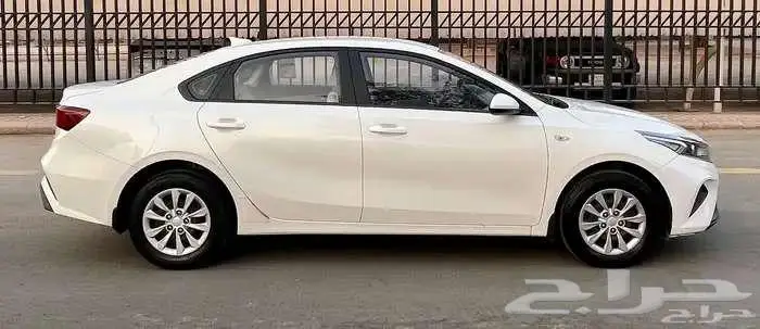 كيا سيراتو 2024 استاندر ( بحالة الوكالة ) 4