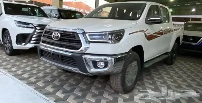 تايوتا هايلكس 2025 GLX-S بنزين بريمي 2