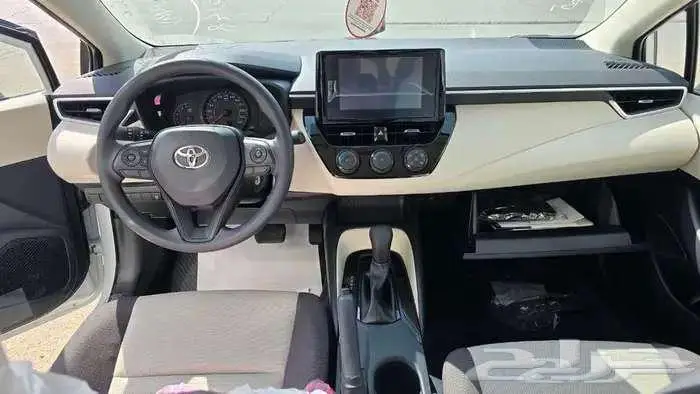 تويوتا كورولا XLI 2025 اقساط تبدأ من رواتب 3500 5