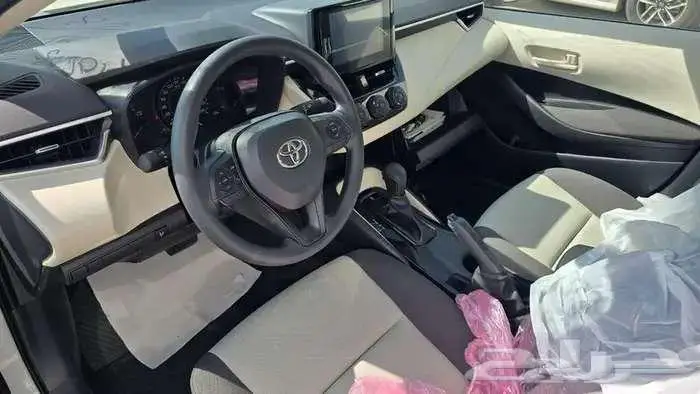 تويوتا كورولا XLI 2025 اقساط تبدأ من رواتب 3500 6