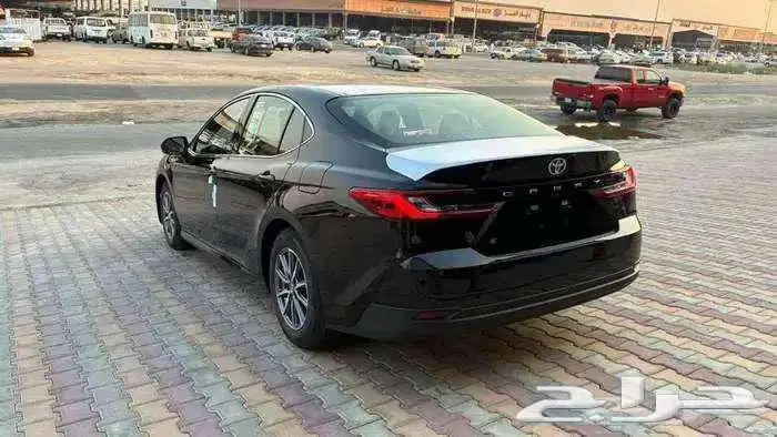 تويوتا كامري E 2025 بنزين 6