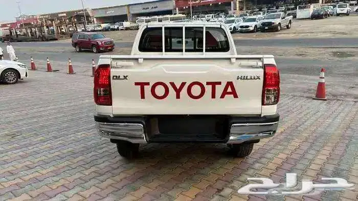 هايلوكس غمارتين 2025 بنزين دبل قير أتوماتيك البريمي 7