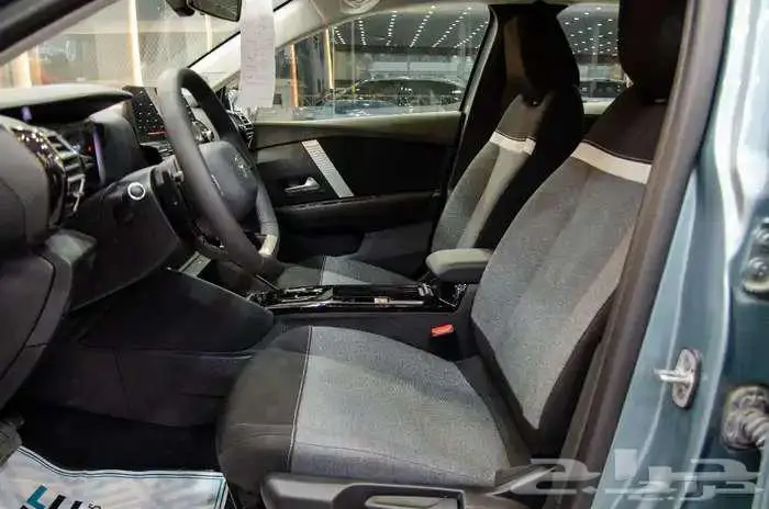 سيتروين C4 موديل 2023 4