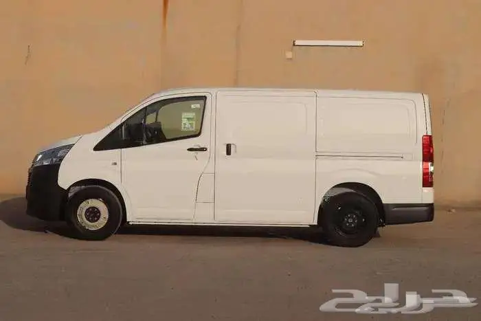 باص بضاعة منخفض بنزين 2025 3