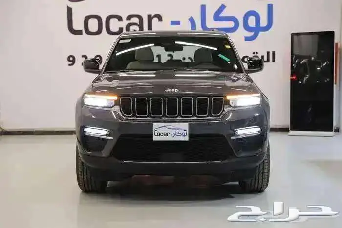 جيب جراند شيروكي لاريدو 2025 0