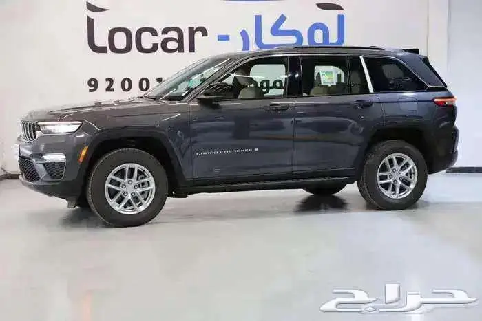 جيب جراند شيروكي لاريدو 2025 1