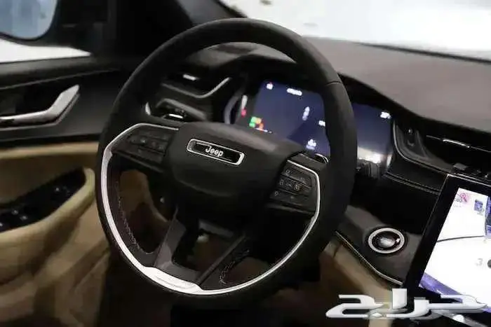 جيب جراند شيروكي لاريدو 2025 7