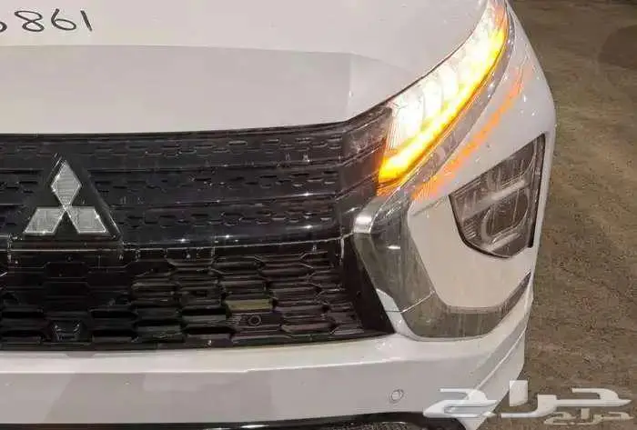 ميتسوبيشي اكسباندر كروس بريميوم موديل 2025 اقل الاسعار 3