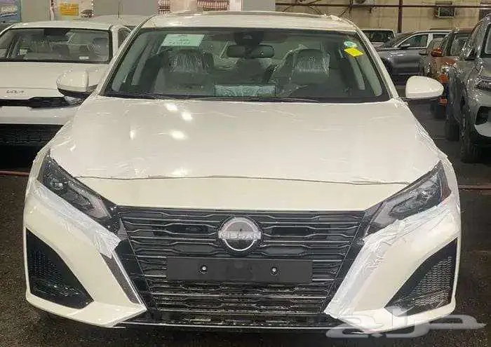 تتوفر فئات نيسان التيما اصفار لمبيعات النقد والبنوك باقل ربح 11