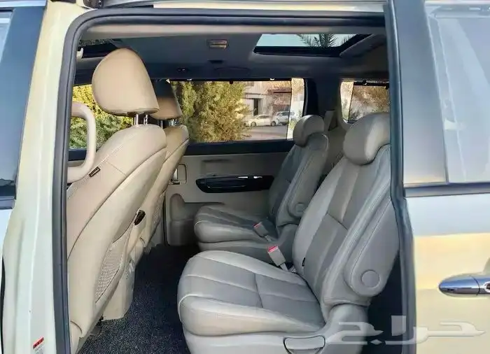 كيا كرنفال ديزل 2020 21