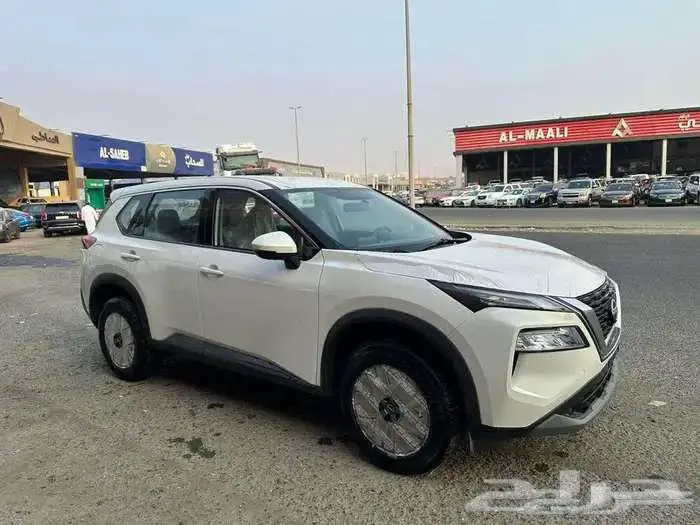 نيسان اكس تريل استاندر 7راكب دفع امامي 2026 اقساط او كاش 1