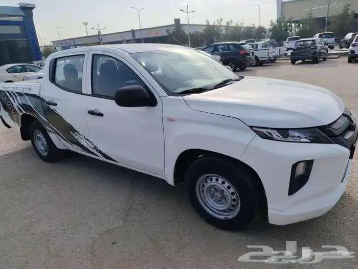 ميتسوبيشي غمارتين بنزين مستخدم نظيف 2019 3