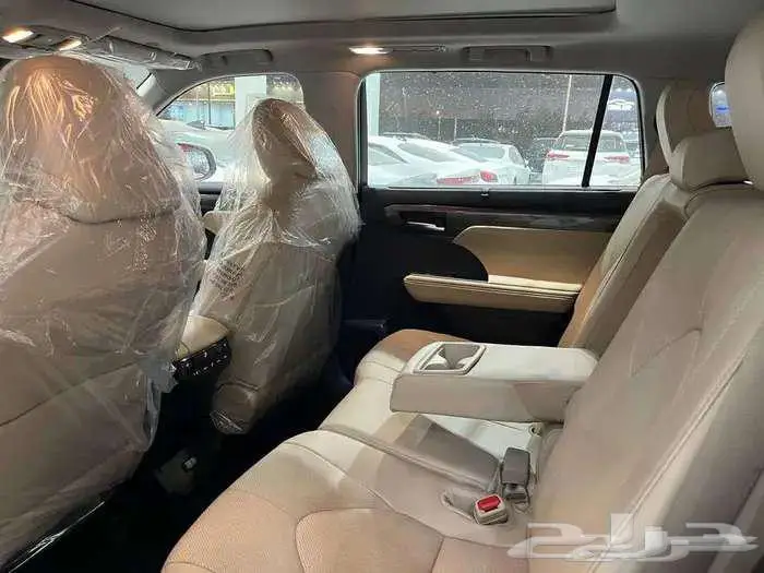 تويوتا هايلاندر Limited فل كامل 2025 سعودي 8