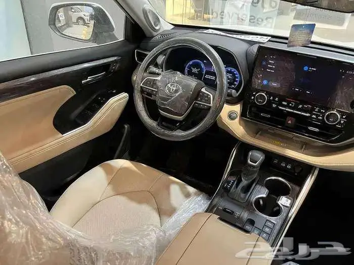تويوتا هايلاندر Limited فل كامل 2025 سعودي 4
