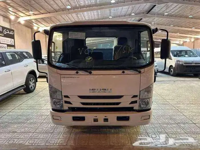 ايسوزو دينه 5 طن شاص 5 متر 2025 2