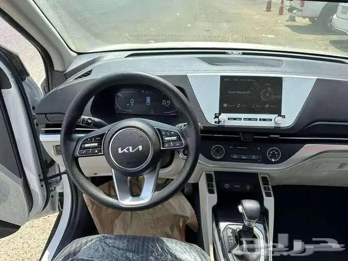 كيا كارنس نص فل واستندر موديل 2025 كاش واقساط 3