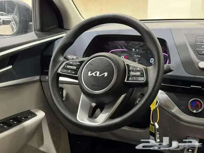كيا كارينز 7 مقاعد GL موديل 2025 سيارات عائليه اقل سعر 6