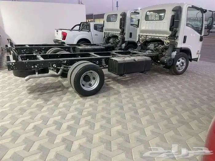 ايسوزو 5 طن شاص(طويل - قصير )2025 2