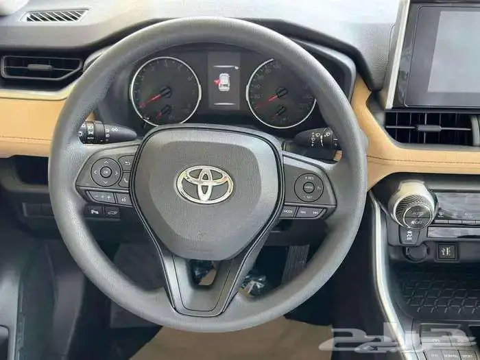 تويوتا راف فور فتحة XLE بنزين 2025 بالنقد والتقسيط 11