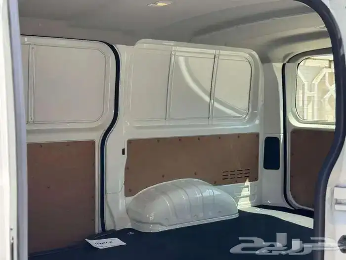 تويوتا هايس بضاعه ديزل وبنزين 2026 16